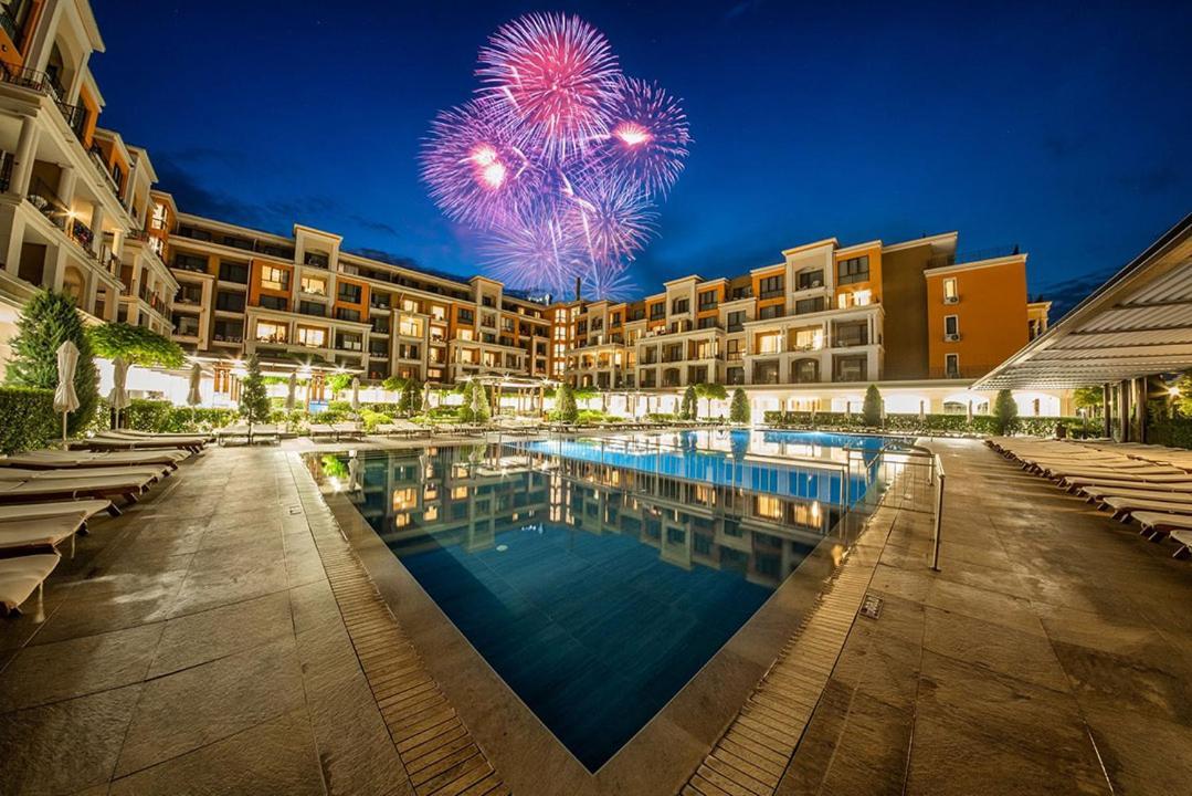 Premier Fort Beach - Premium Apartments Sveti Vlas Exteriör bild