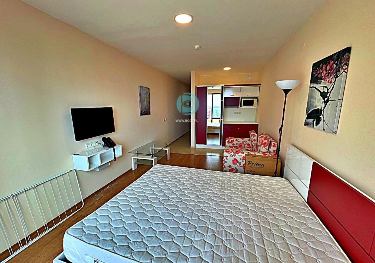 Premier Fort Beach - Premium Apartments Sveti Vlas Exteriör bild